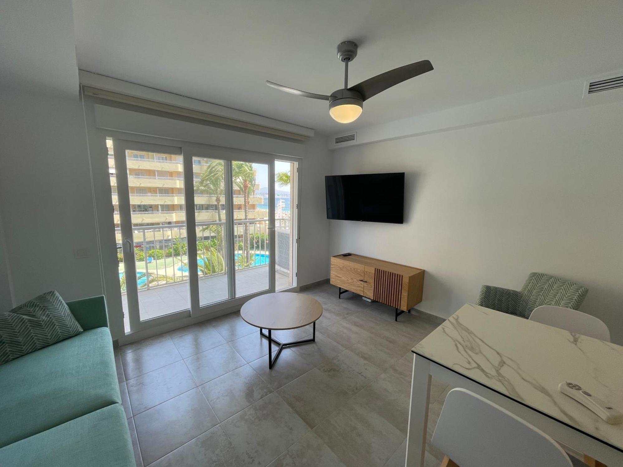 Apartment Medi Playa Primera Linea Con Piscina Calpe